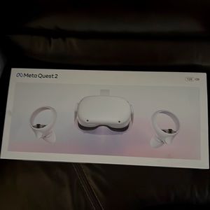 I’m selling an occulus bought a couple of weeks ago rarely used asking for 270